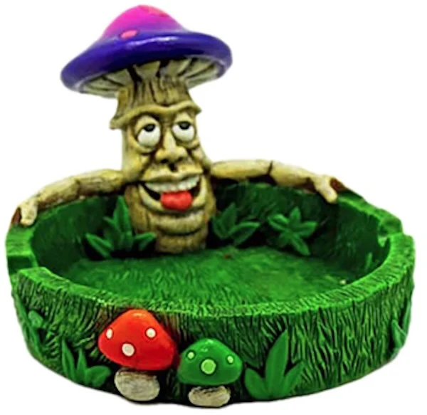Ashtrays - Image 18